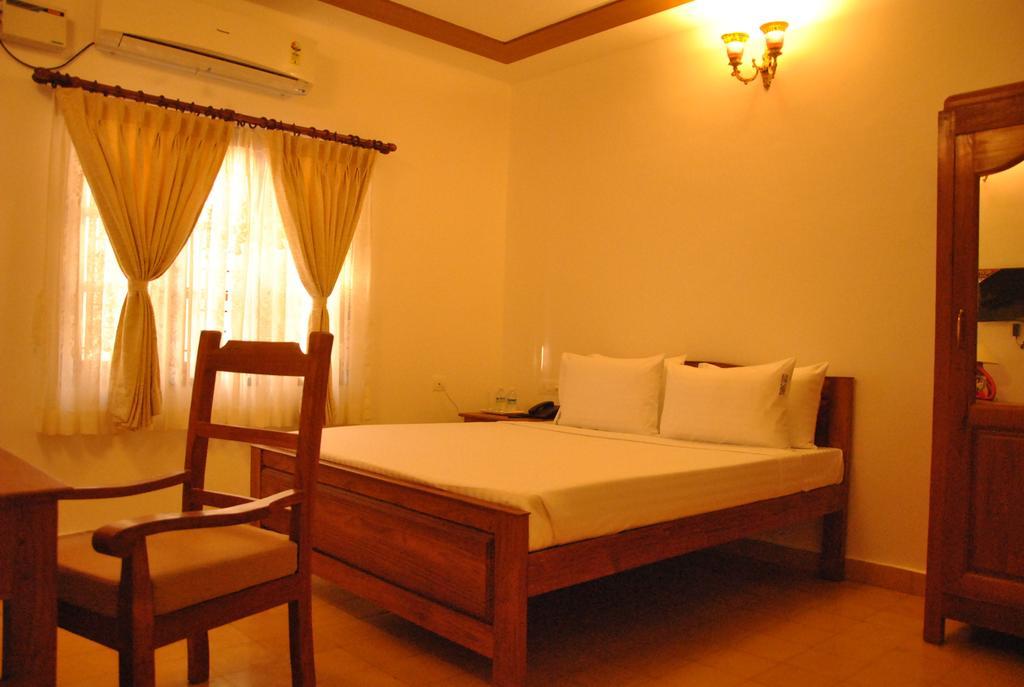 Cours Chabrol Otel Pondicherry Dış mekan fotoğraf