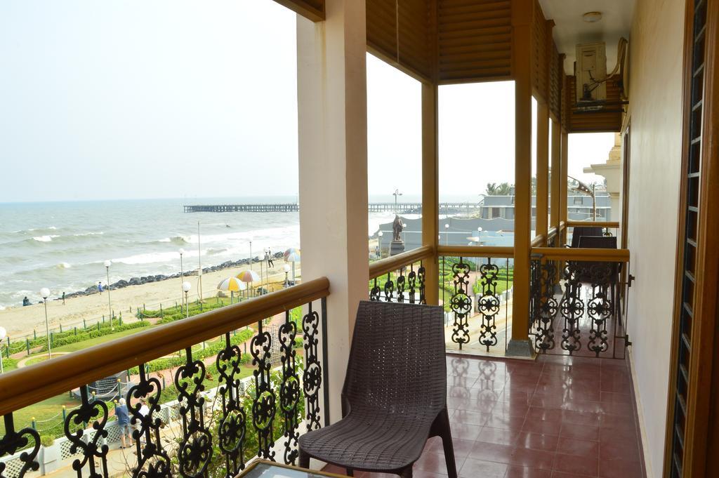 Cours Chabrol Otel Pondicherry Oda fotoğraf